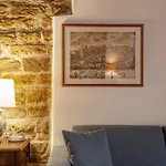 Appartement Aurora Suite, In The Historic Centre, Very Short Walk To Sites, Ac Bedrooom With In-room Bth, 2nd Floor