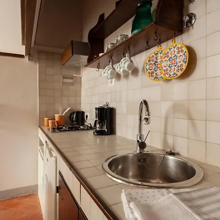 Aurora's, Renaissance Suite, Historic Apartment, Pivot Location, Few Walks From All, Ac Bedroom * Florence
